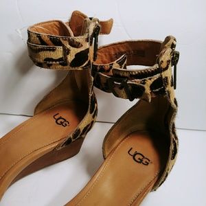 UGG leopard print low wedge shoes size 8